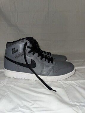 Air Jordan 1 Retro High “Rare Air – Cool Grey/Black” 332550-014 (2015) – Size 13